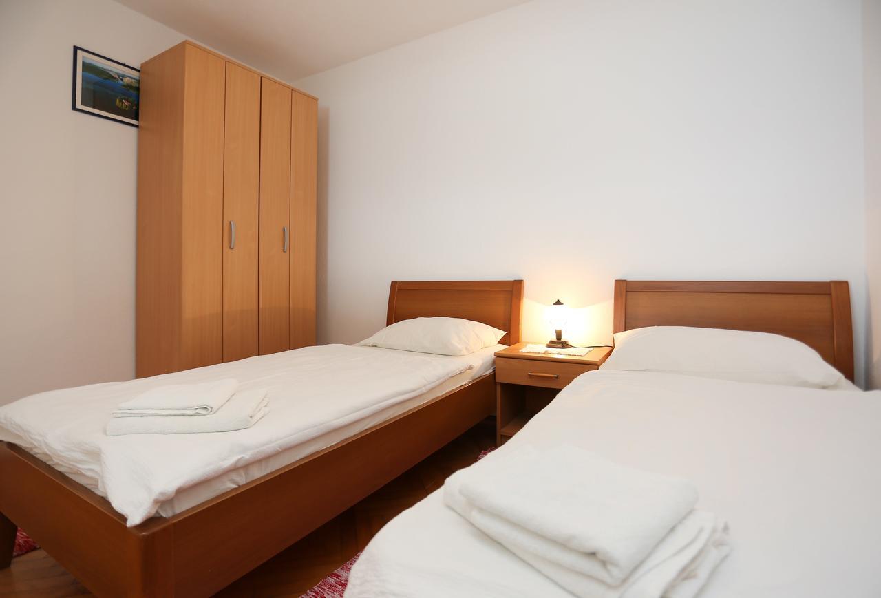Apartment Laguna 1 Bol Eksteriør bilde